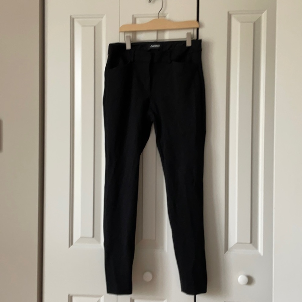 Express skinny mid rise stretch pant color black with pockets
